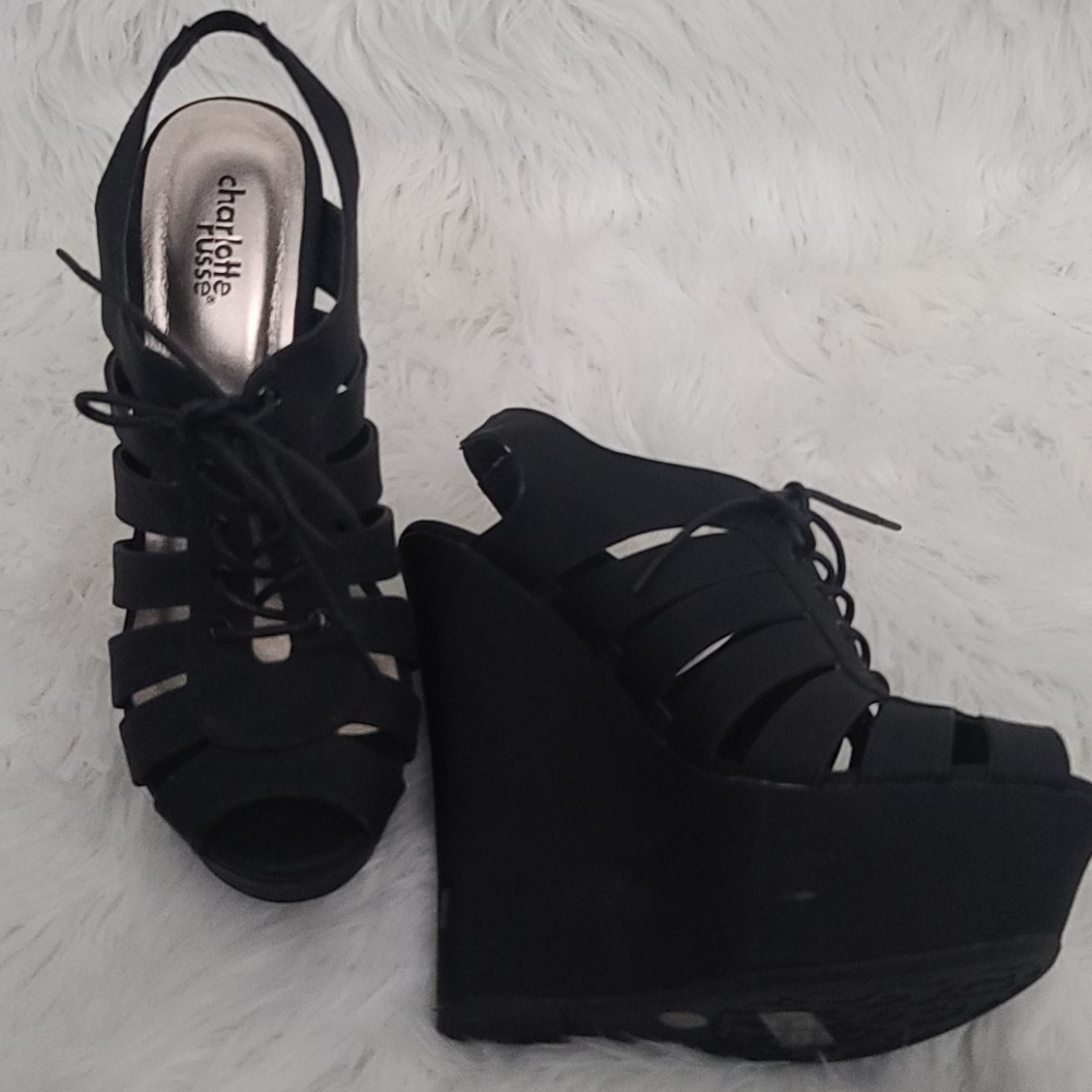 Platform Sandals - Picture 2 of 3